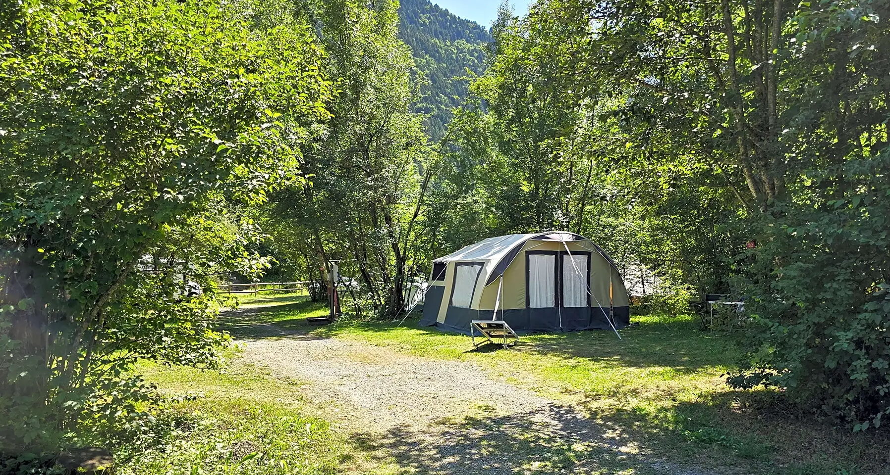 Vue du camping Les 6 Stations à Saint-Jean-Saint-Nicolas
