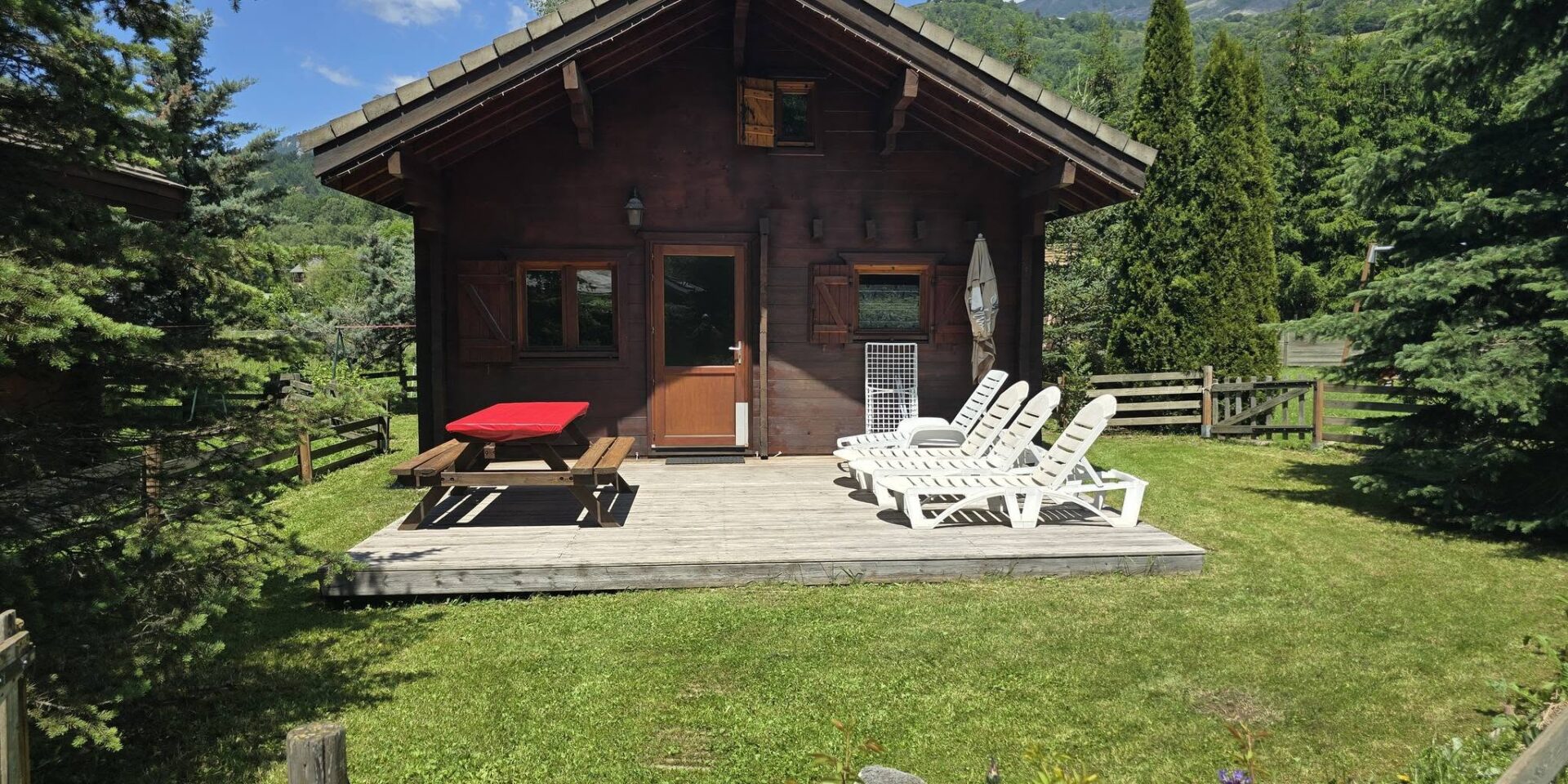 Chalet tout confort au Camping Les 6 Stations, location en montagne, Hautes-Alpes