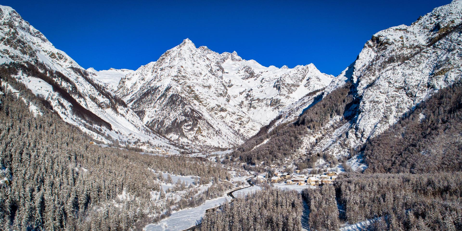 Paysage magnifique, Hautes-Alpes